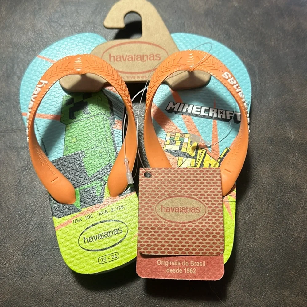 HAVAIANAS LIMITED EDITION MINECRAFT FLIP FLOP SANDALS: NEW WITH TAGS: SIZE 10
